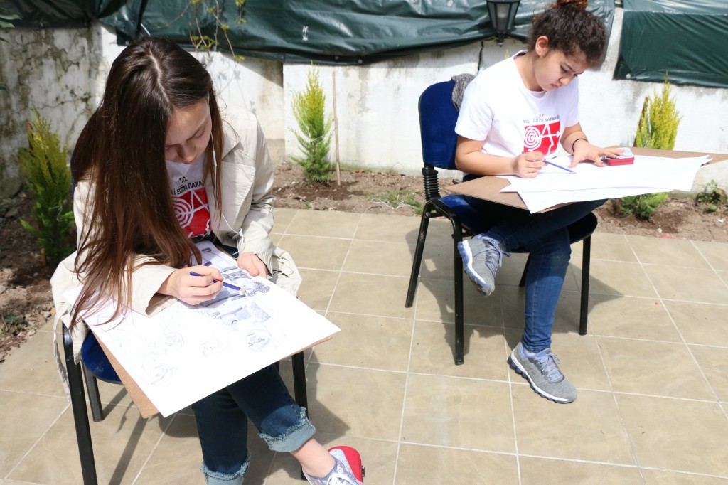 ismet_cagatay_sanat_guzel_sanatlar_grafik_ic_mimarlik_moda_mimarsinan_marmara_bakirkoy_karakalem_resim_kursu_bakirkoy_gsf_universite_hazirlik-11