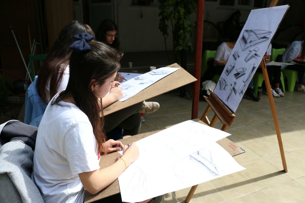 ismet_cagatay_sanat_guzel_sanatlar_grafik_ic_mimarlik_moda_mimarsinan_marmara_bakirkoy_karakalem_resim_kursu_bakirkoy_gsf_universite_hazirlik-12