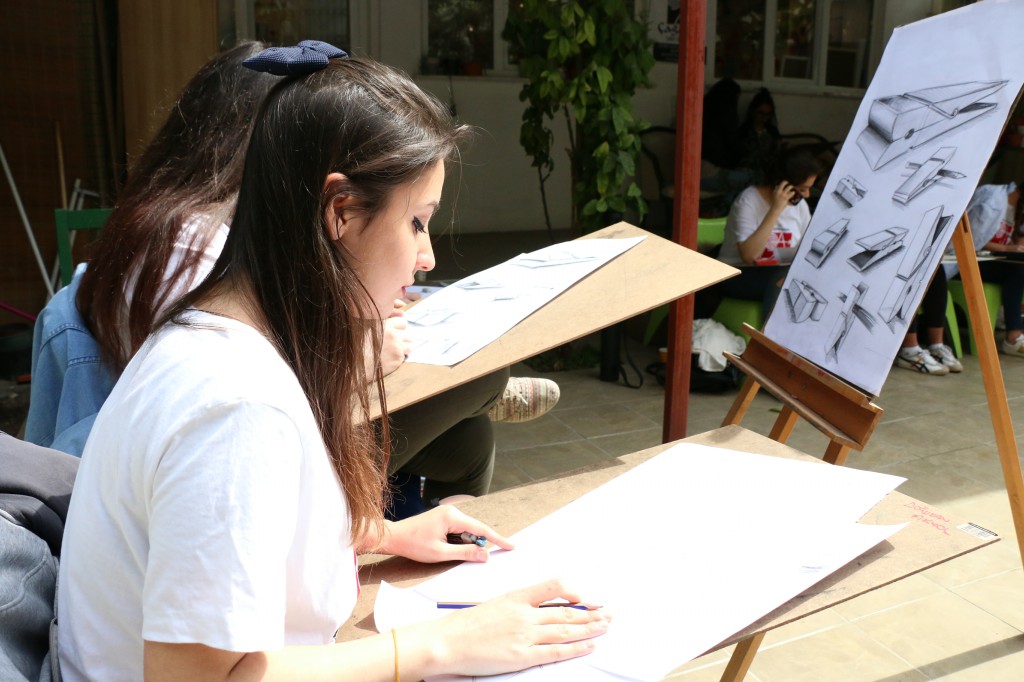 ismet_cagatay_sanat_guzel_sanatlar_grafik_ic_mimarlik_moda_mimarsinan_marmara_bakirkoy_karakalem_resim_kursu_bakirkoy_gsf_universite_hazirlik-14