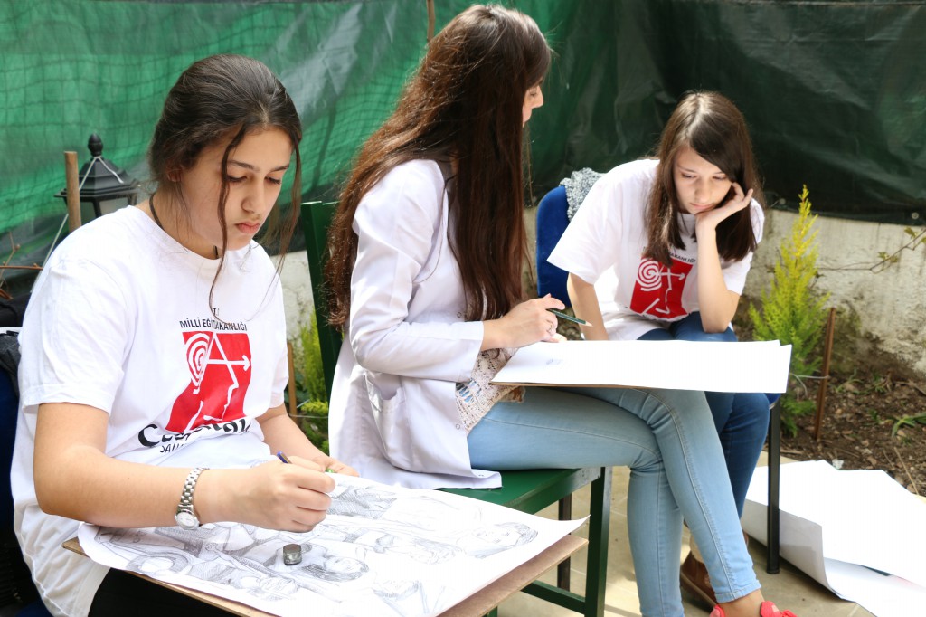 ismet_cagatay_sanat_guzel_sanatlar_grafik_ic_mimarlik_moda_mimarsinan_marmara_bakirkoy_karakalem_resim_kursu_bakirkoy_gsf_universite_hazirlik-27