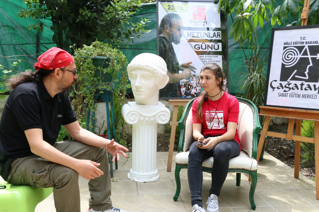 ismet_cagatay_sanat_guzel_sanatlar_grafik_ic_mimarlik_moda_mimarsinan_marmara_bakirkoy_karakalem_resim_kursu_bakirkoy_gsf_universite_hazirlik-3