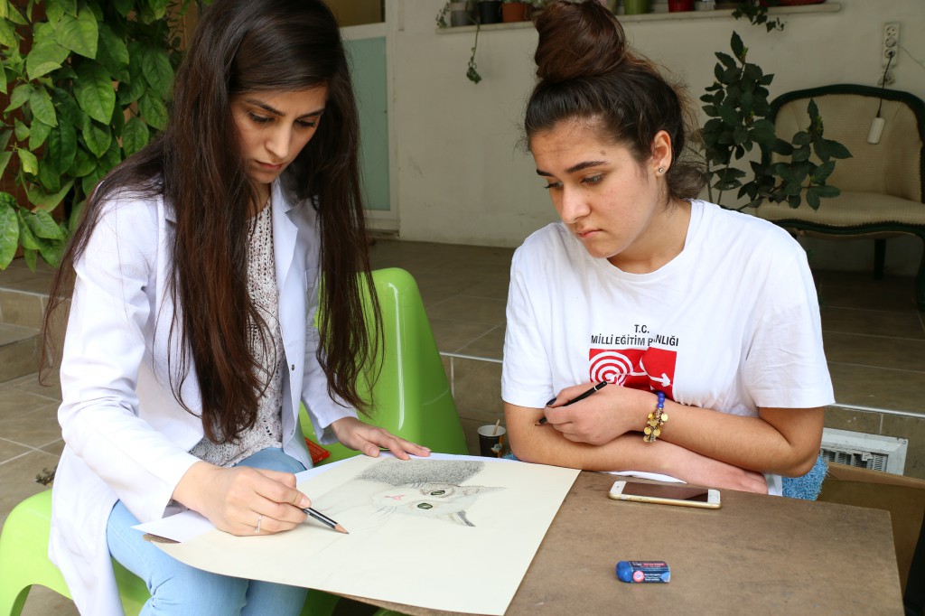 ismet_cagatay_sanat_guzel_sanatlar_grafik_ic_mimarlik_moda_mimarsinan_marmara_bakirkoy_karakalem_resim_kursu_bakirkoy_gsf_universite_hazirlik-34