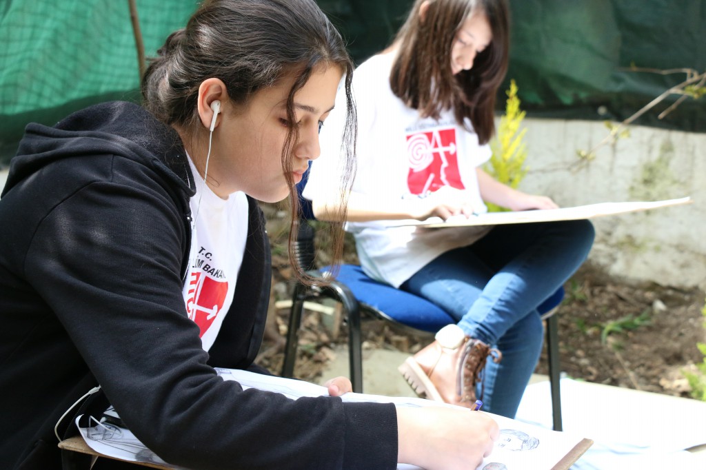 ismet_cagatay_sanat_guzel_sanatlar_grafik_ic_mimarlik_moda_mimarsinan_marmara_bakirkoy_karakalem_resim_kursu_bakirkoy_gsf_universite_hazirlik-9